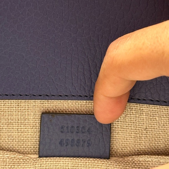 Authentic GUCCI Dollar Calfskin Small Interlocking G Shoulder Bag Caspian NEW - Picture 5 of 11